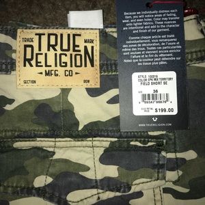 TRUE RELIGION MENS CAMO SHORTS SIZE 36